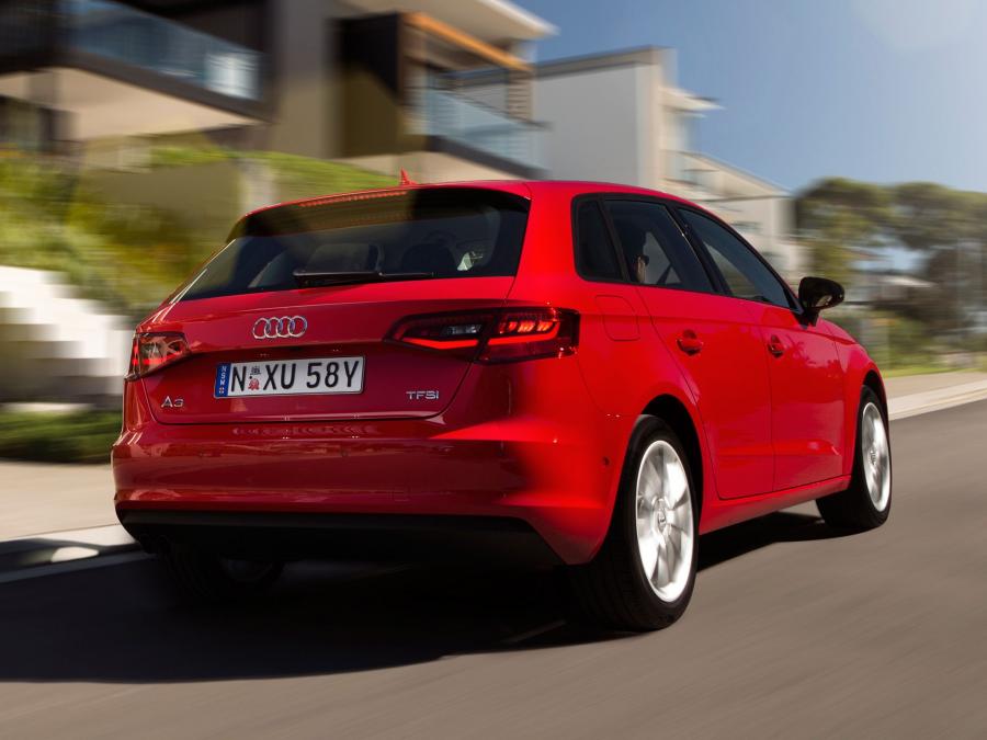  Audi A3 Sportback 1.4T (8V) 2013 года  (AU) (фото 20 из 22)